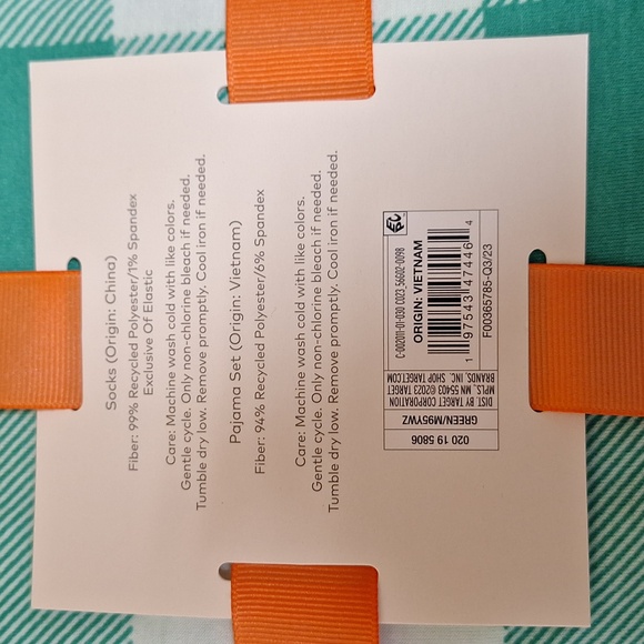 NEW! Women's 3pc Socks and Pajama Set, Green Plaid - Great Gift! - Picture 5 of 6